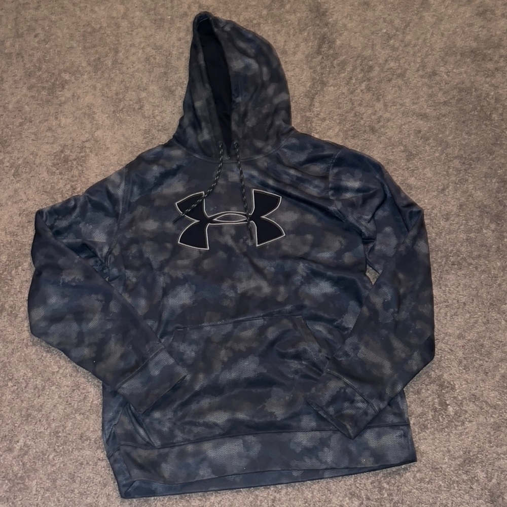Under Armour Sweatshirt